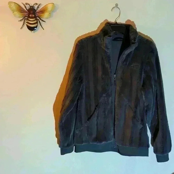 The North Face faux fur jacket, black, size medium - Picture 1 of 9